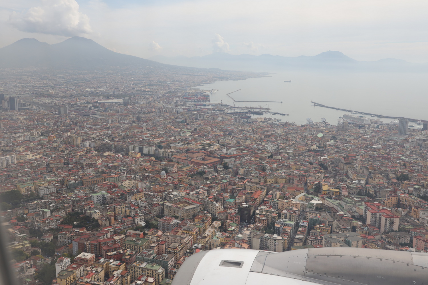 Napoli mit Vesuv und Hafen