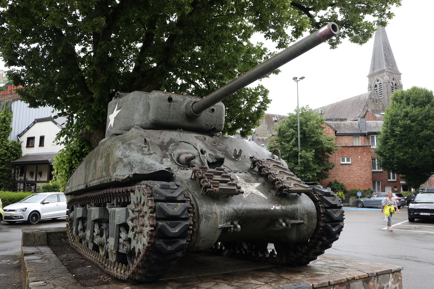 US-Sherman Tank- Relikt der "Battle of the Bulge"