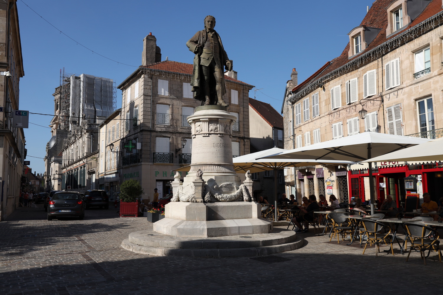Langres-Place Denis Diderot