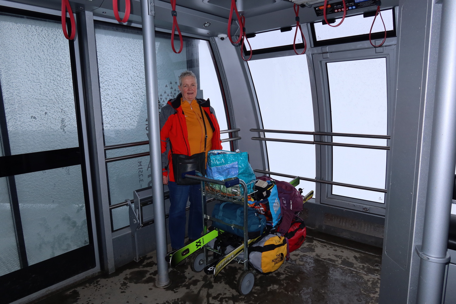 Leaving Grawand