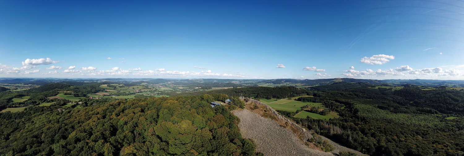 Drohnenpanorama der Milseburg